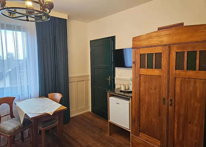 לינה וארוחת בוקר Dom Potok