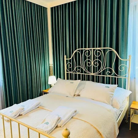 Dom Potok Bed & Breakfast *