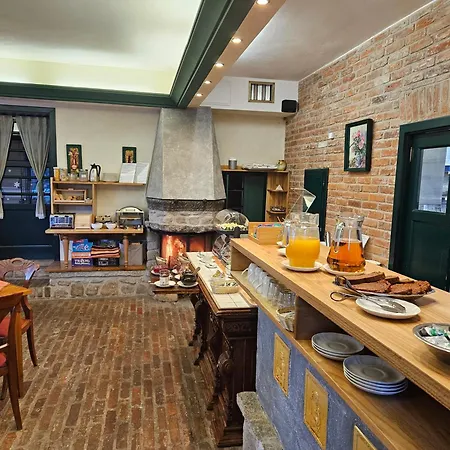 Dom Potok Bed & Breakfast 3*