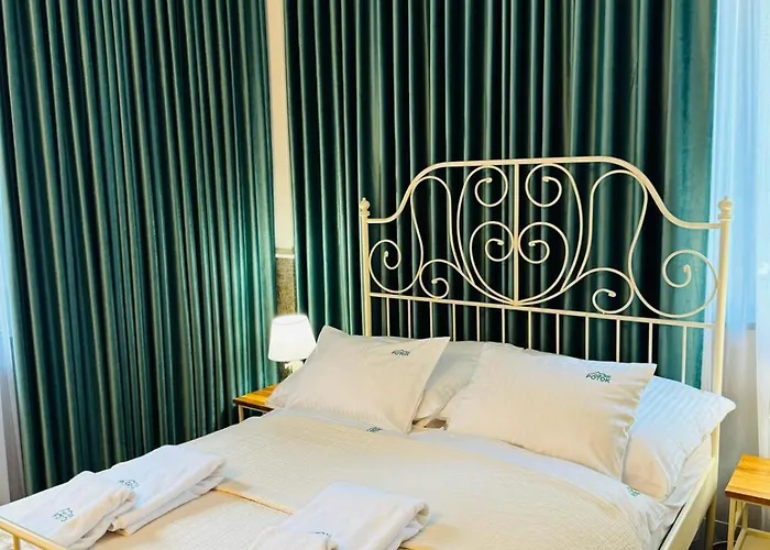 Dom Potok Bed & Breakfast 3*