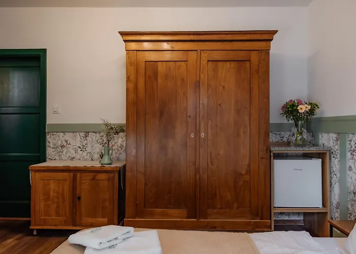 Dom Potok Bed & Breakfast 3*